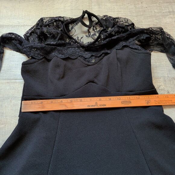 Hot Topic Cosmic Aura Women's Lace Bell-Sleeve Dress Black Sz S/M Gothic - Picture 4 of 6